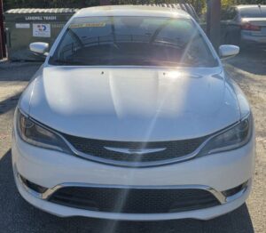 2016 Chrysler 200 C's photo