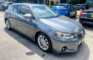 2012 Lexus CT Premium's photo