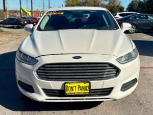 2015 Ford Fusion SE's photo