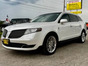2014 Lincoln MKT 3.5 EcoBoost AWD's photo