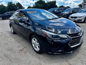 2017 Chevrolet Cruze LT Sedan 6AT's photo