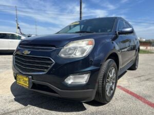2017 Chevrolet Equinox LT's photo
