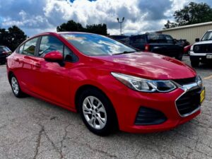 2019 Chevrolet Cruze LS Auto's photo