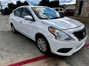 2018 Nissan Versa 1.6 SV CVT's photo