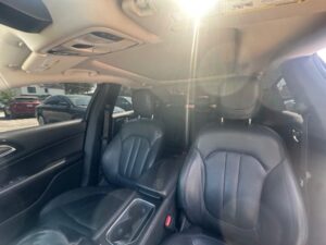 2016 Chrysler 200, photo 14