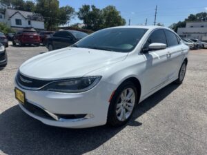 2016 Chrysler 200