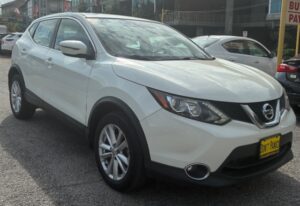 2017 Nissan Rogue Sport, photo 3