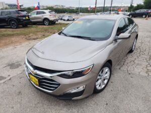 2025 Chevrolet Malibu, photo 2